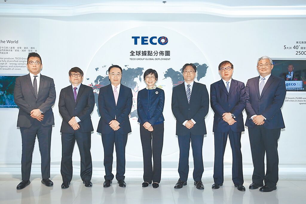 東元電機(jī)在財(cái)務(wù)、經(jīng)營(yíng)團(tuán)隊(duì)，良好的投資人關(guān)係以及企業(yè)社會(huì)責(zé)任的舉措等各方面皆有杰出成果，而榮獲肯定。圖／業(yè)者提供